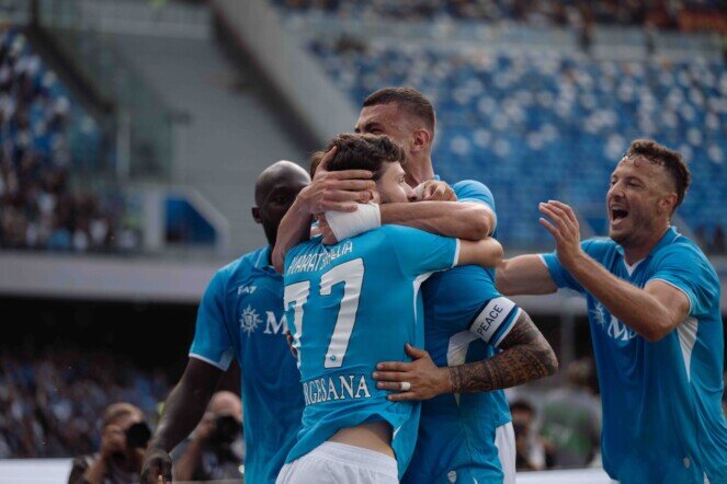 GLI HIGHLIGHTS DELLA PARTITA A CURA DI NAPOLI FANS TUBE