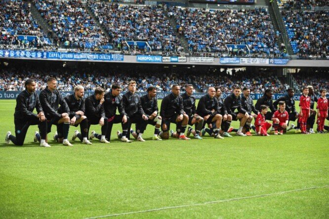 GLI HIGHLIGHTS DELLA PARTITA A CURA DI NAPOLI FANS TUBE